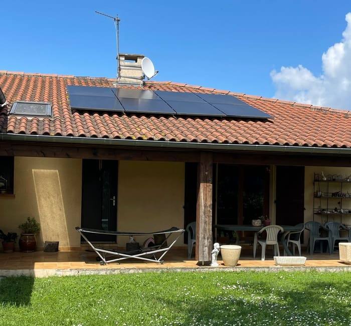 Installation solaire d'une maison de 100m2